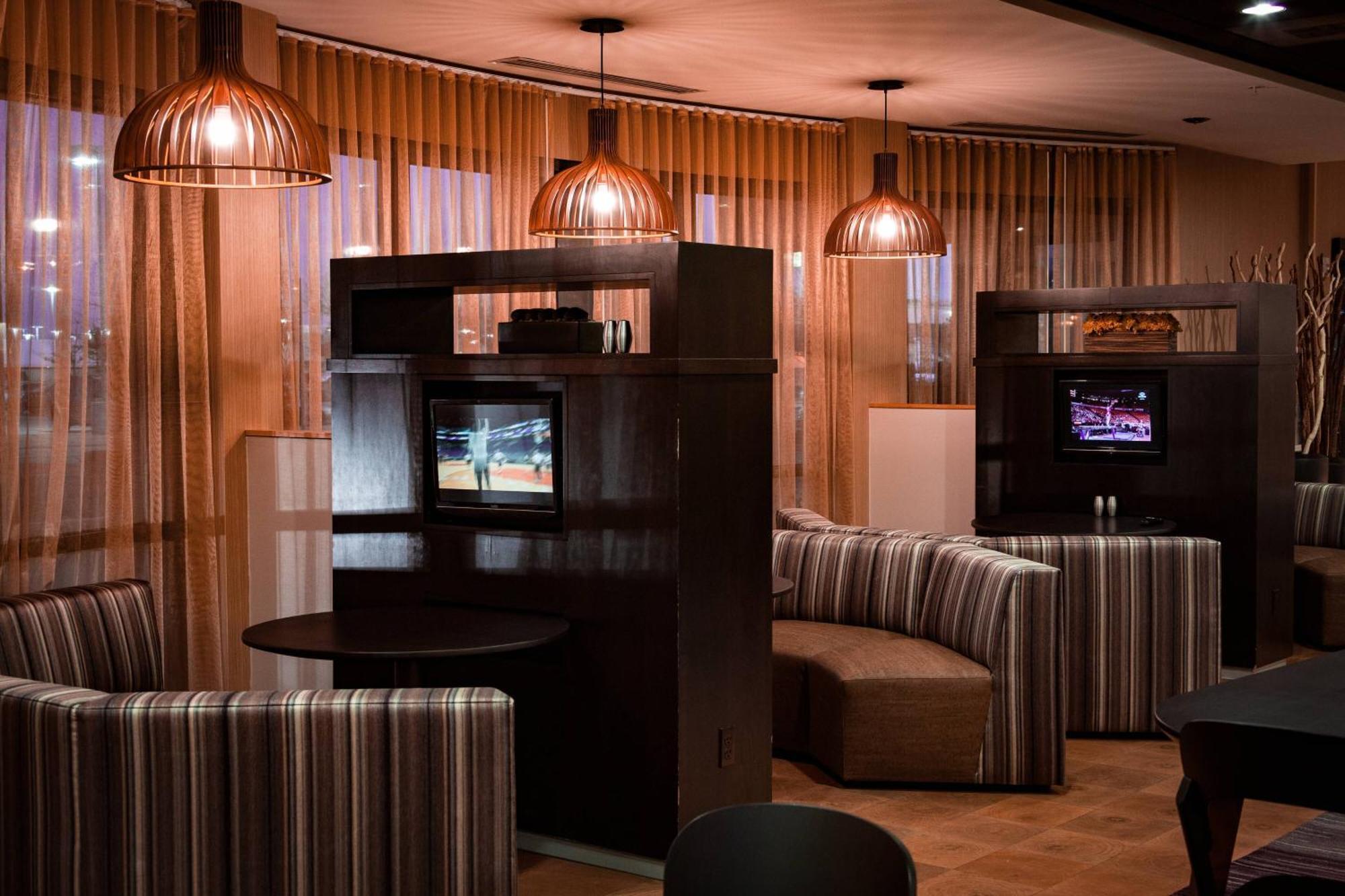 Courtyard By Marriott Norman Hotel Luaran gambar