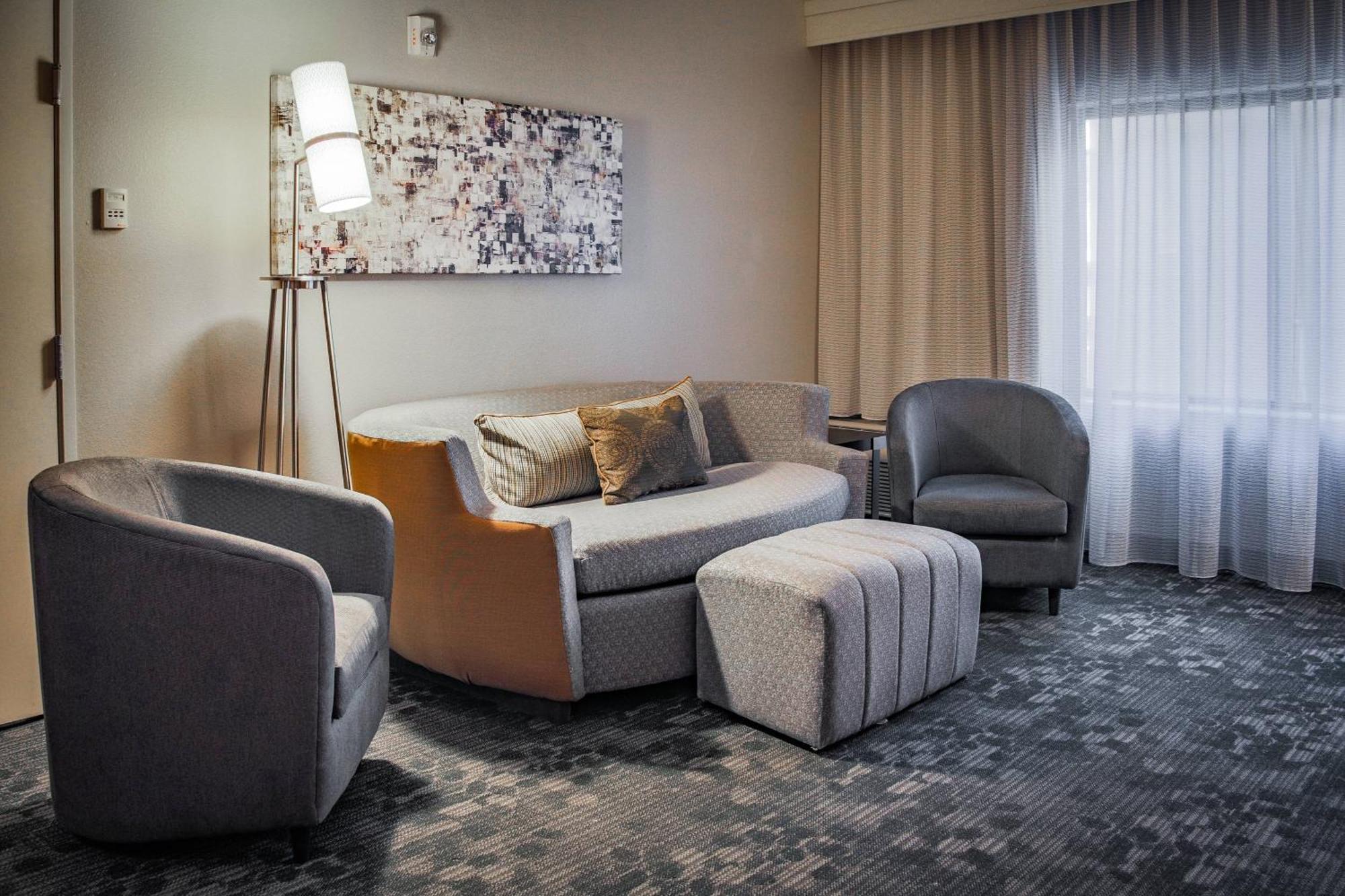 Courtyard By Marriott Norman Hotel Luaran gambar