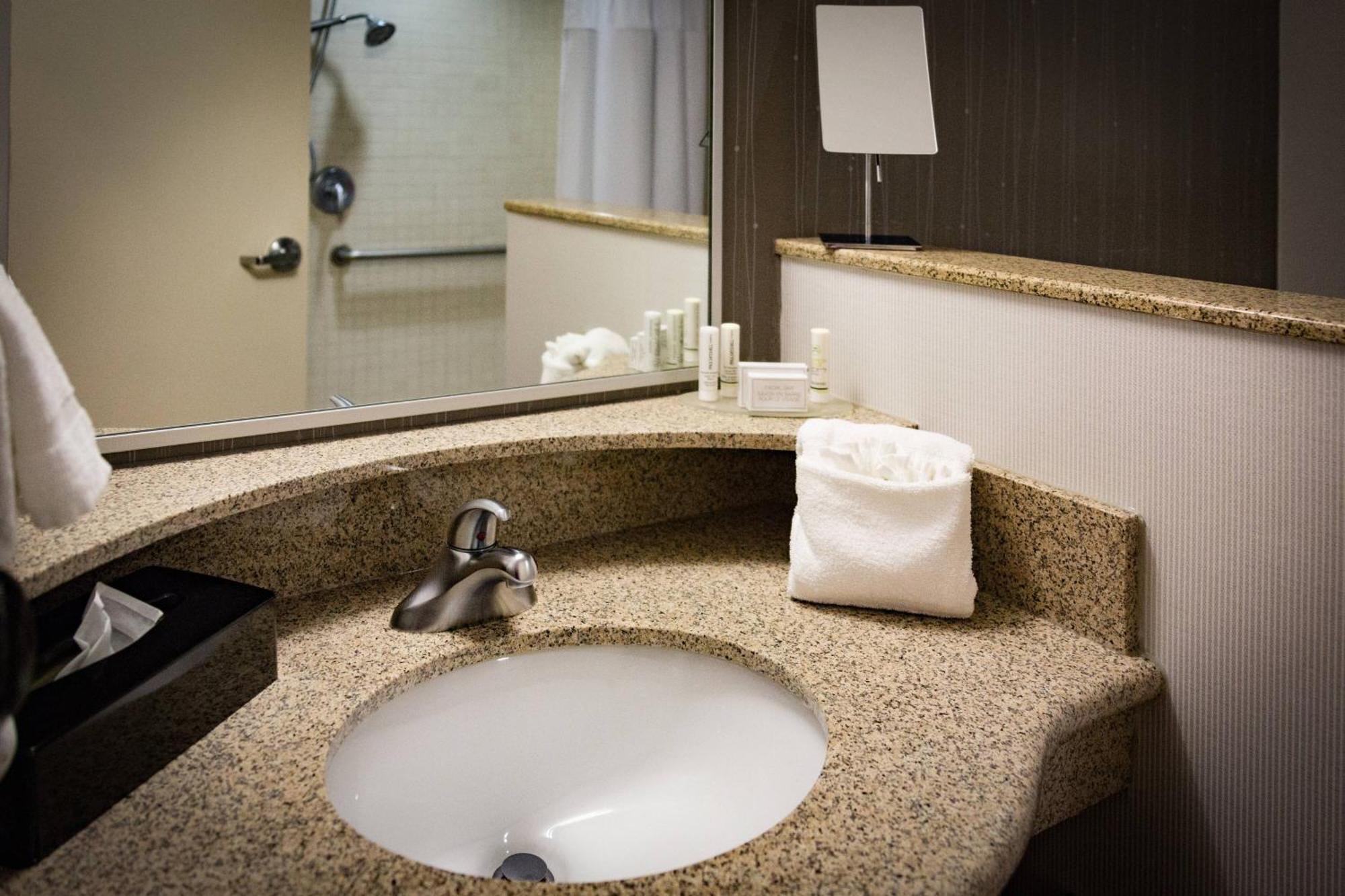 Courtyard By Marriott Norman Hotel Luaran gambar