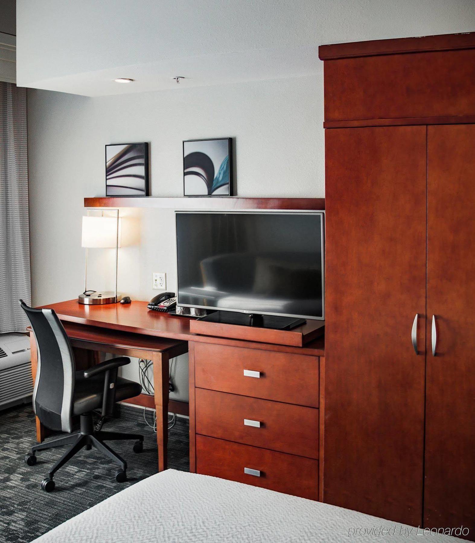 Courtyard By Marriott Norman Hotel Luaran gambar