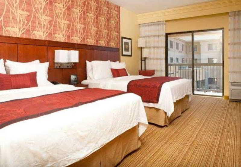 Courtyard By Marriott Norman Hotel Luaran gambar