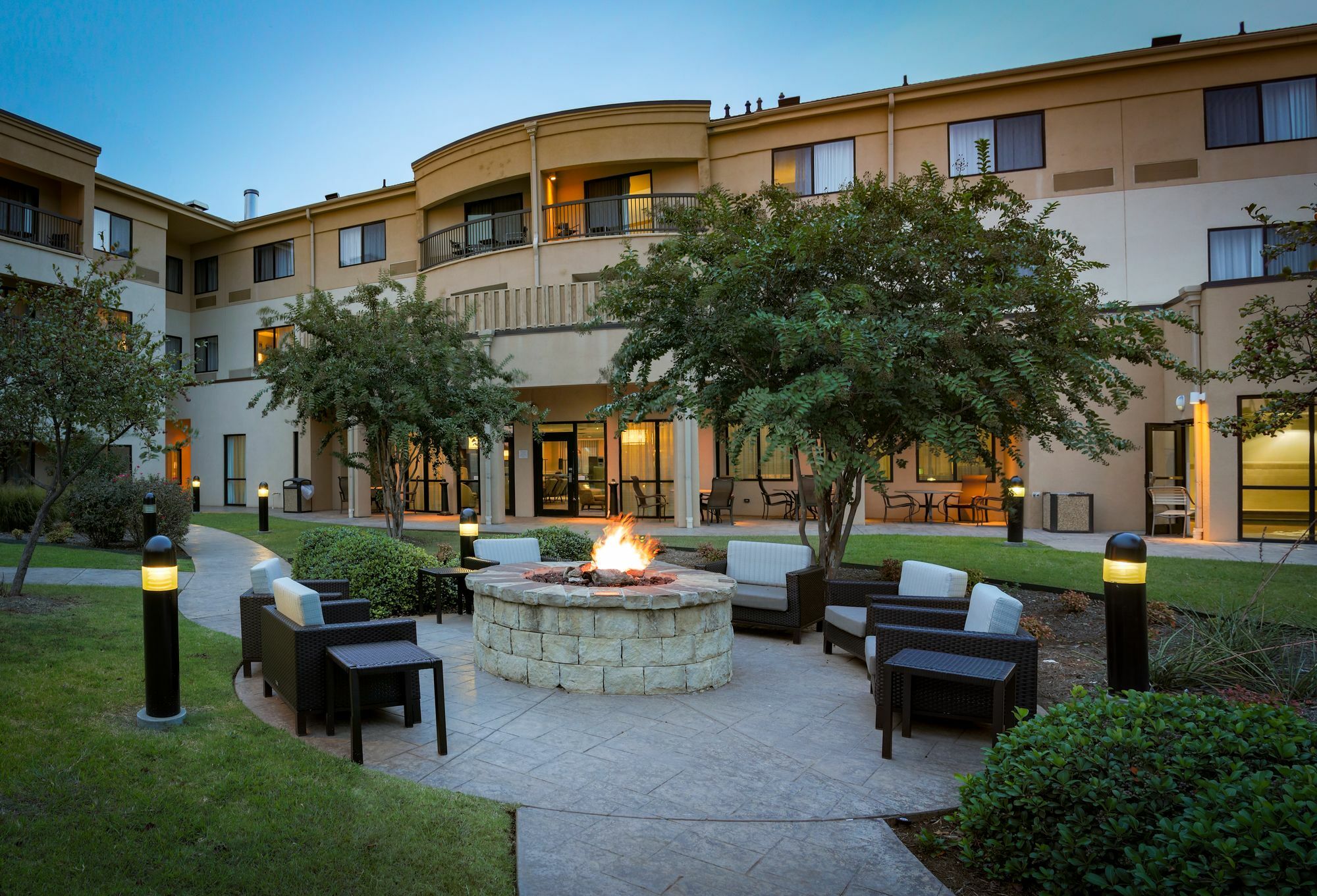 Courtyard By Marriott Norman Hotel Luaran gambar